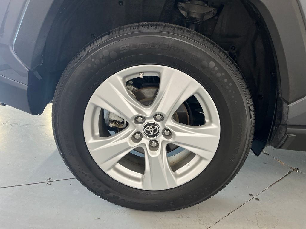 2021 Toyota RAV4 Hybrid LE