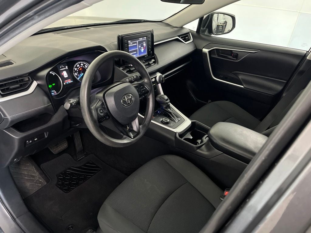 2021 Toyota RAV4 Hybrid LE