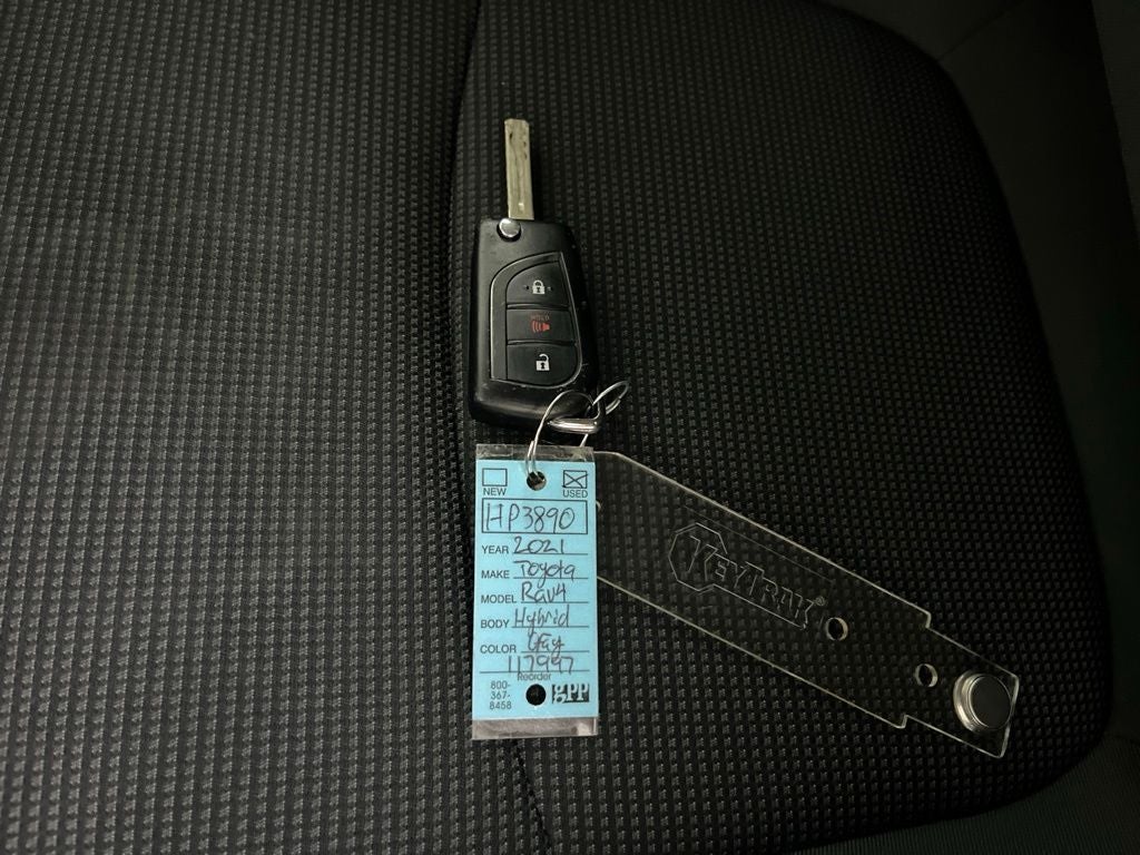 2021 Toyota RAV4 Hybrid LE
