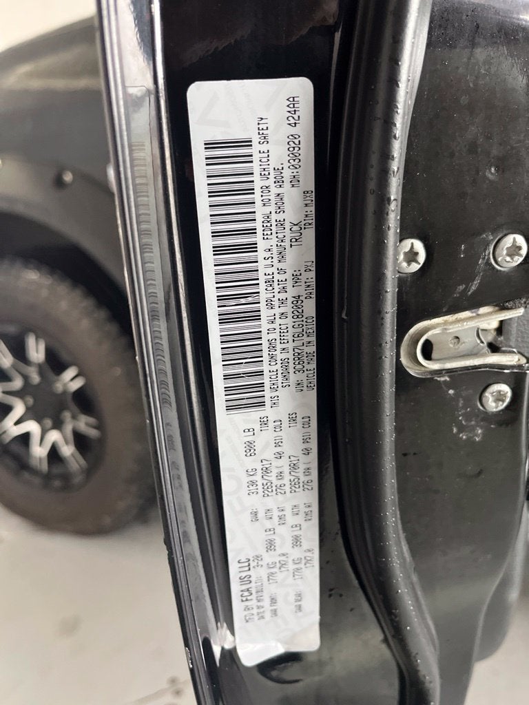 2020 RAM 1500 Classic SLT