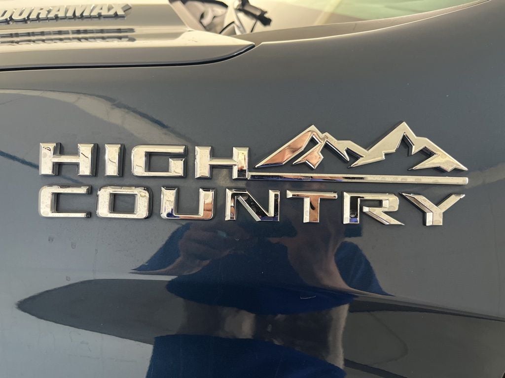 2022 Chevrolet Silverado 1500 LTD High Country
