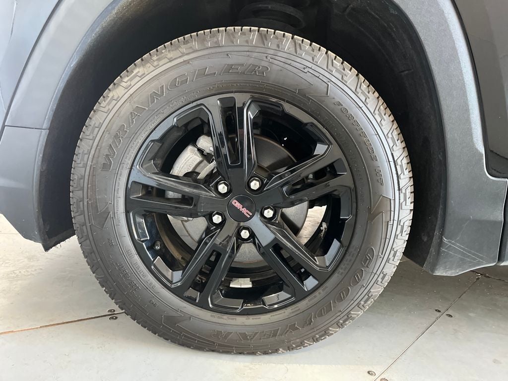 2023 GMC Terrain AT4