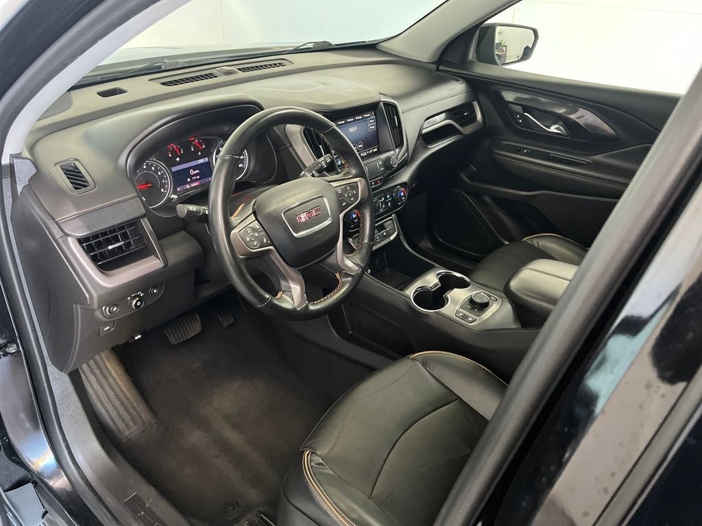 2023 GMC Terrain AT4