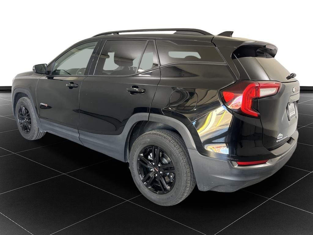 2023 GMC Terrain AT4