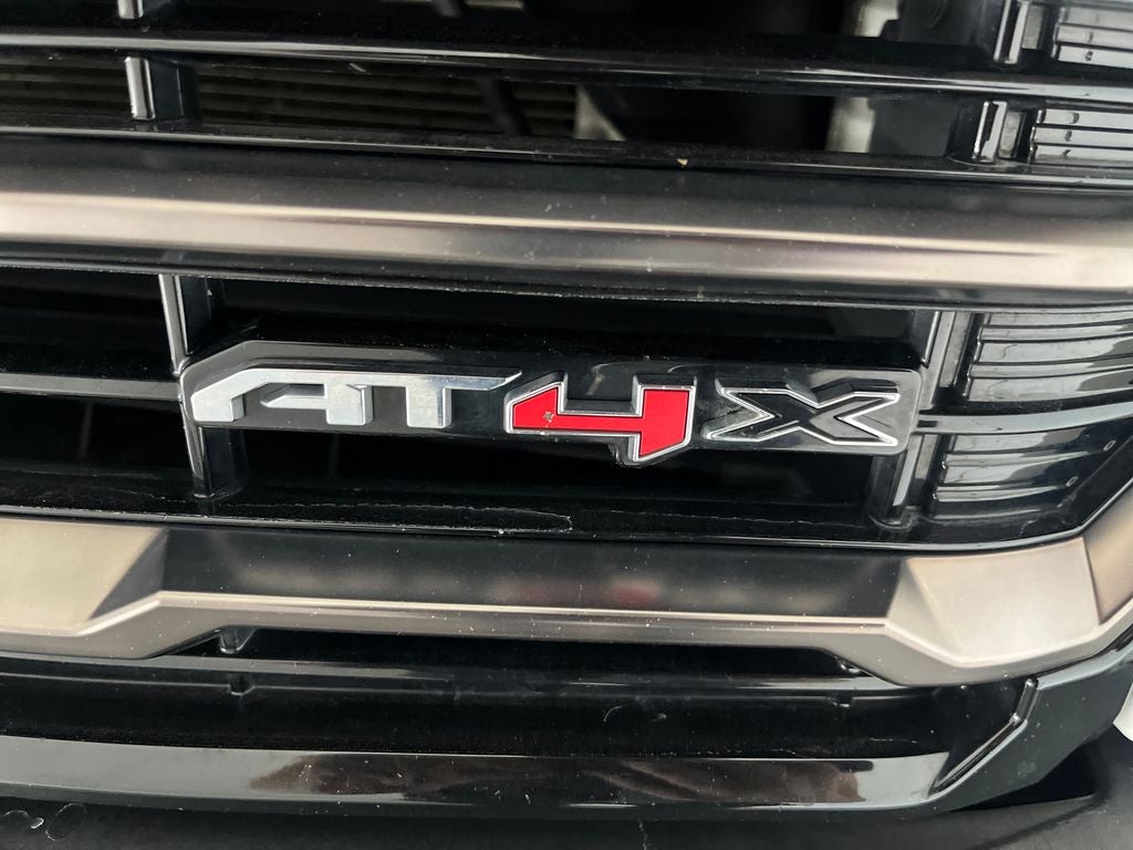 2023 GMC Sierra 1500 AT4X