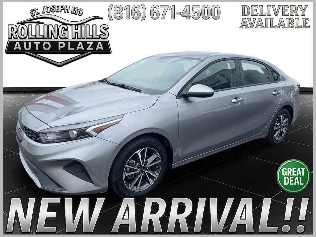 2023 Kia Forte LXS AT's photo