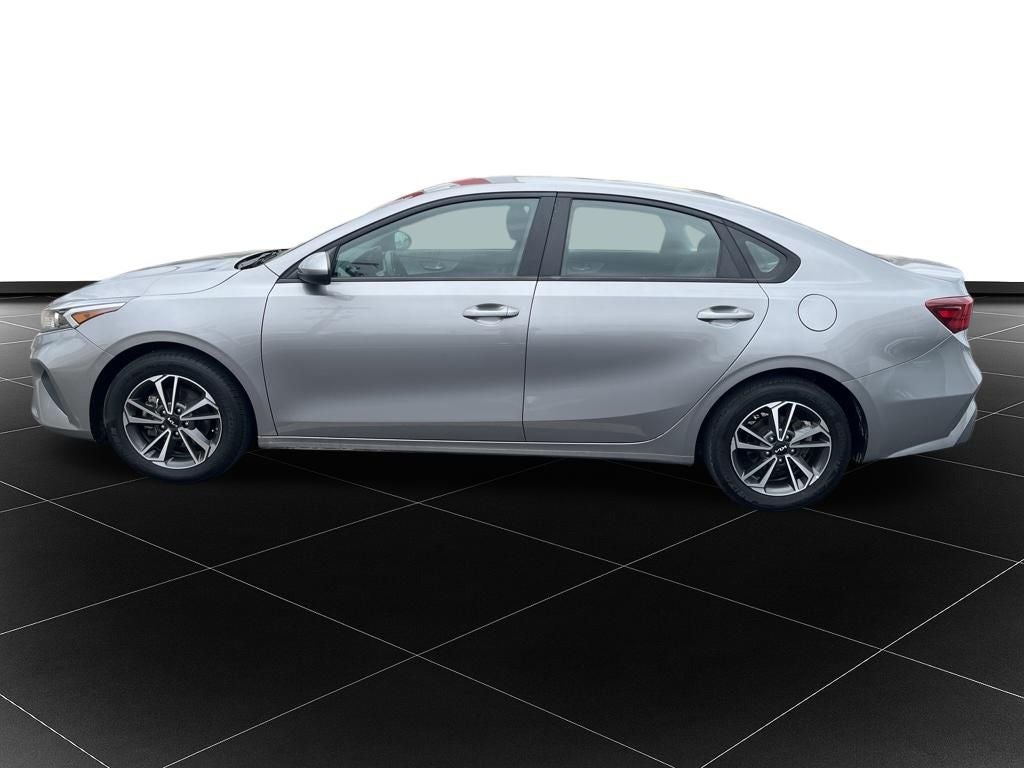 Used 2023 Kia Forte LXS with VIN 3KPF24AD0PE566660 for sale in Kansas City