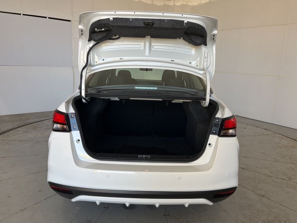 2024 Nissan Versa 1.6 S