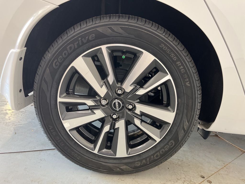 2024 Nissan Versa 1.6 S