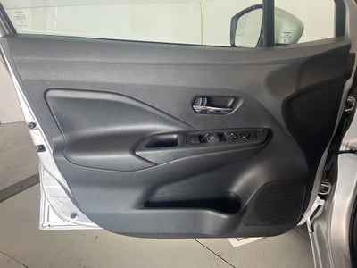 2023 Nissan Versa 1.6 SV