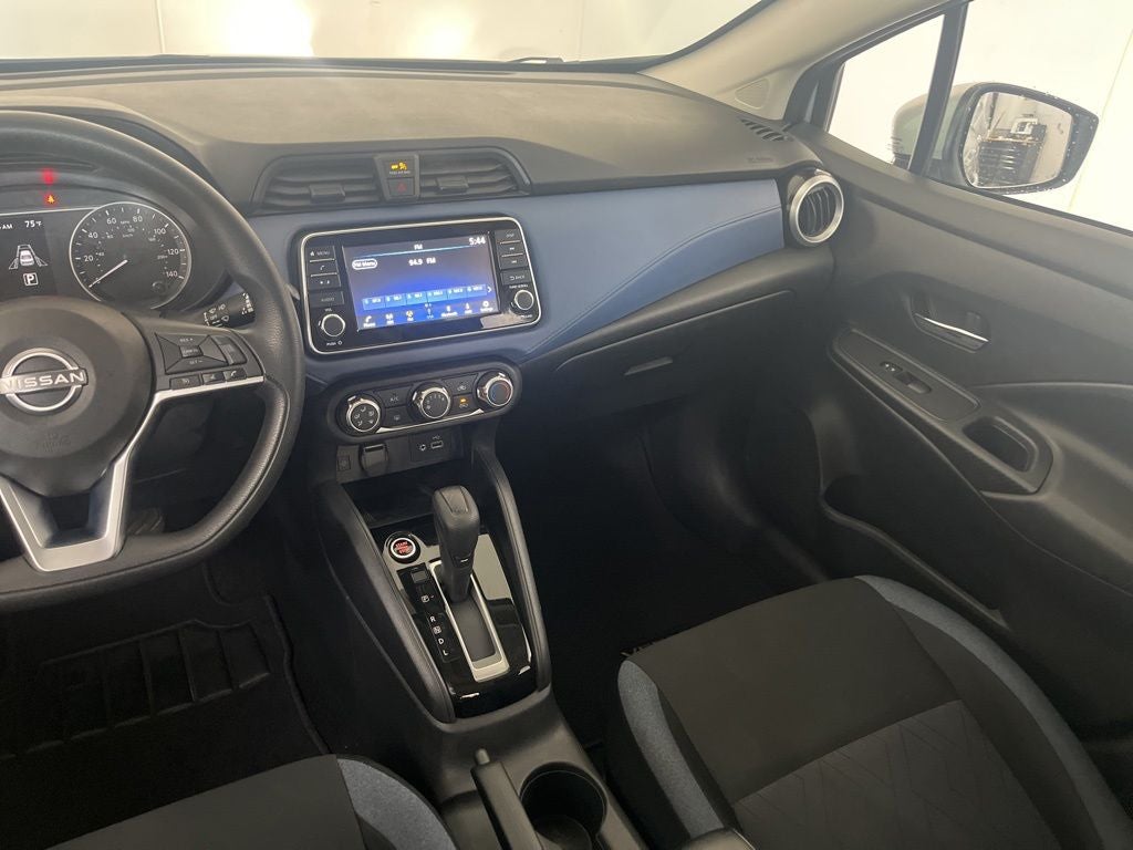 2023 Nissan Versa 1.6 SV
