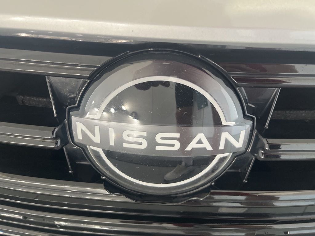 2023 Nissan Versa 1.6 SV