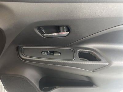 2023 Nissan Versa 1.6 SV