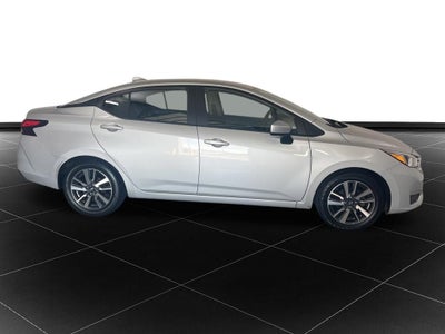 2023 Nissan Versa 1.6 SV