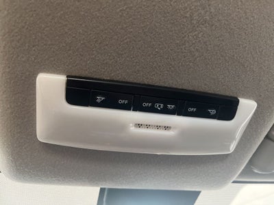 2023 Nissan Versa 1.6 SV