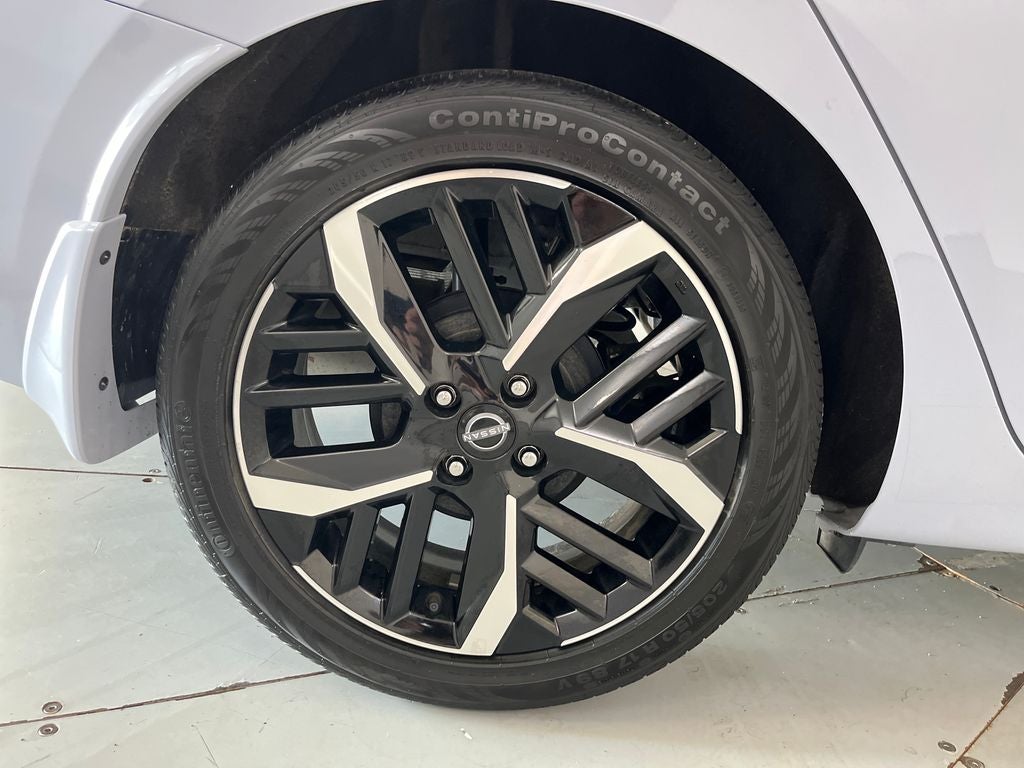 2024 Nissan Versa 1.6 SR