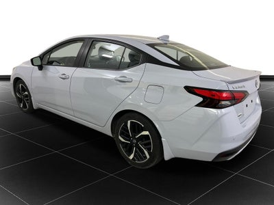 2024 Nissan Versa 1.6 SR