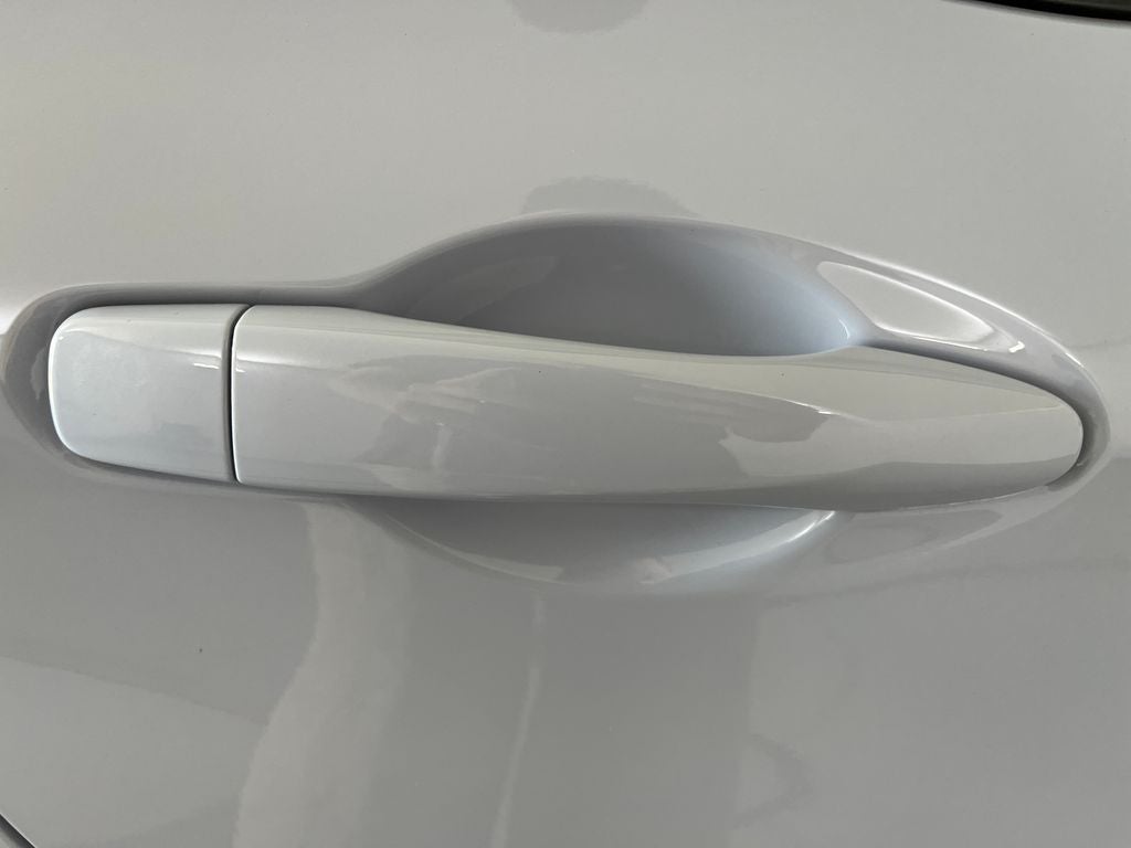 2024 Nissan Versa 1.6 SR