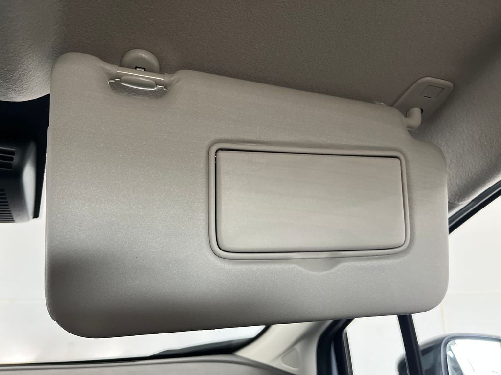 2024 Nissan Versa 1.6 SR