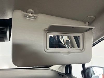 2024 Nissan Versa 1.6 SR