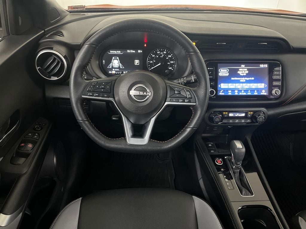 2023 Nissan Kicks SR