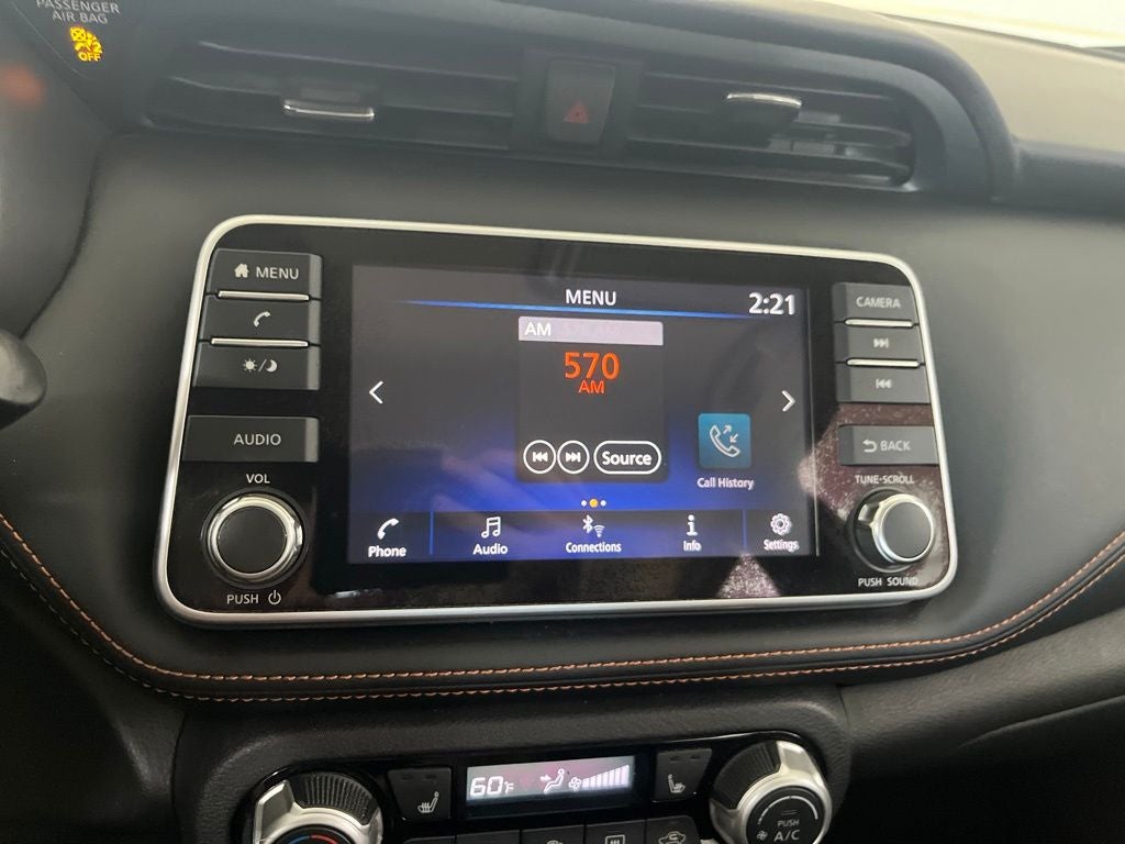 2020 Nissan Kicks SR