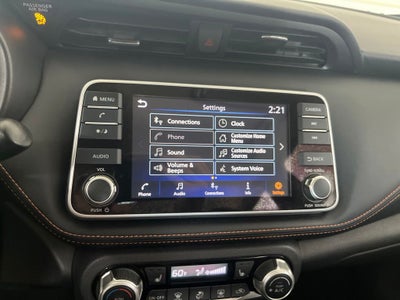 2020 Nissan Kicks SR