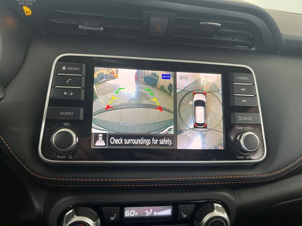 2020 Nissan Kicks SR