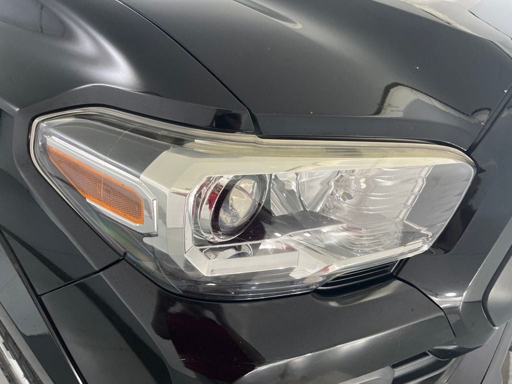 2017 Toyota Tacoma SR5 V6