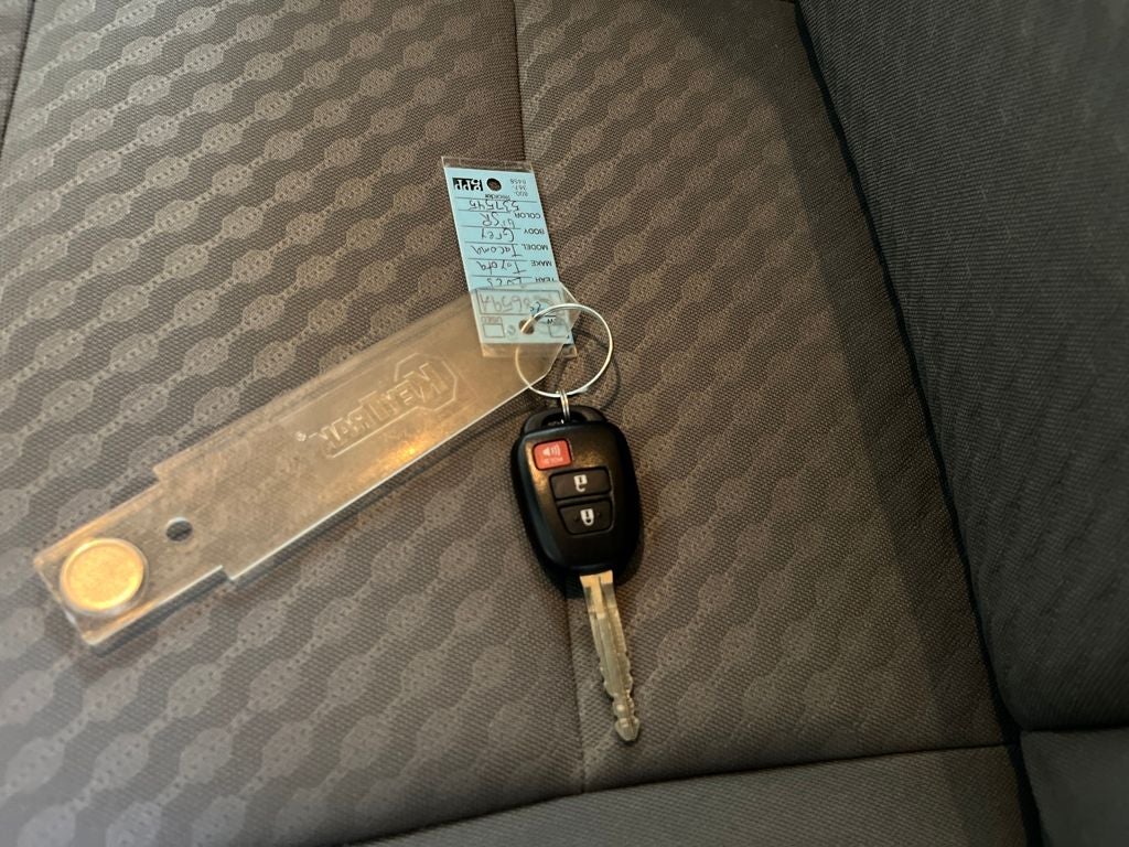 2023 Toyota Tacoma SR V6