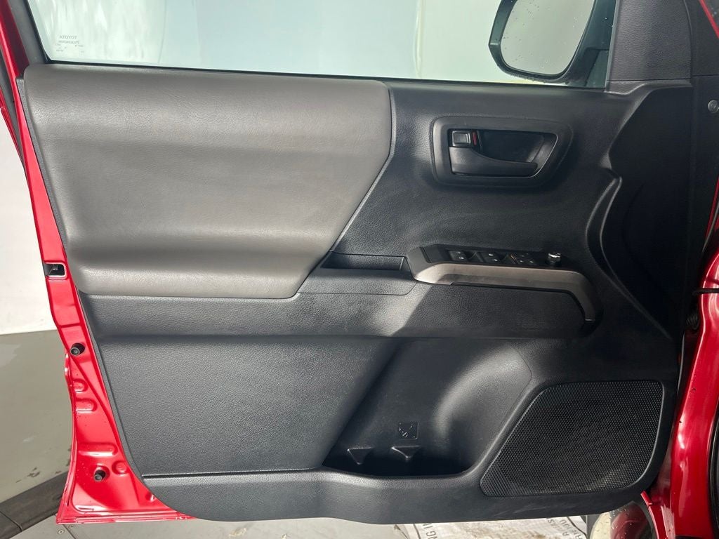 2018 Toyota Tacoma SR5 V6