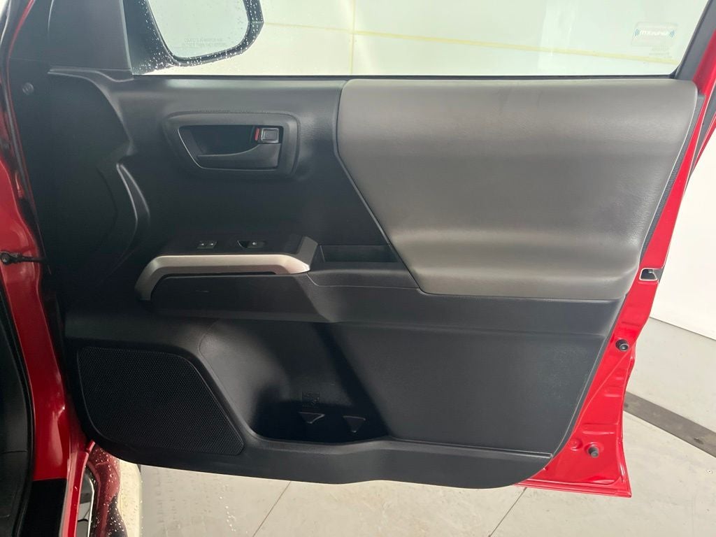 2018 Toyota Tacoma SR5 V6