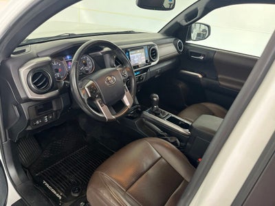 2018 Toyota Tacoma Limited V6