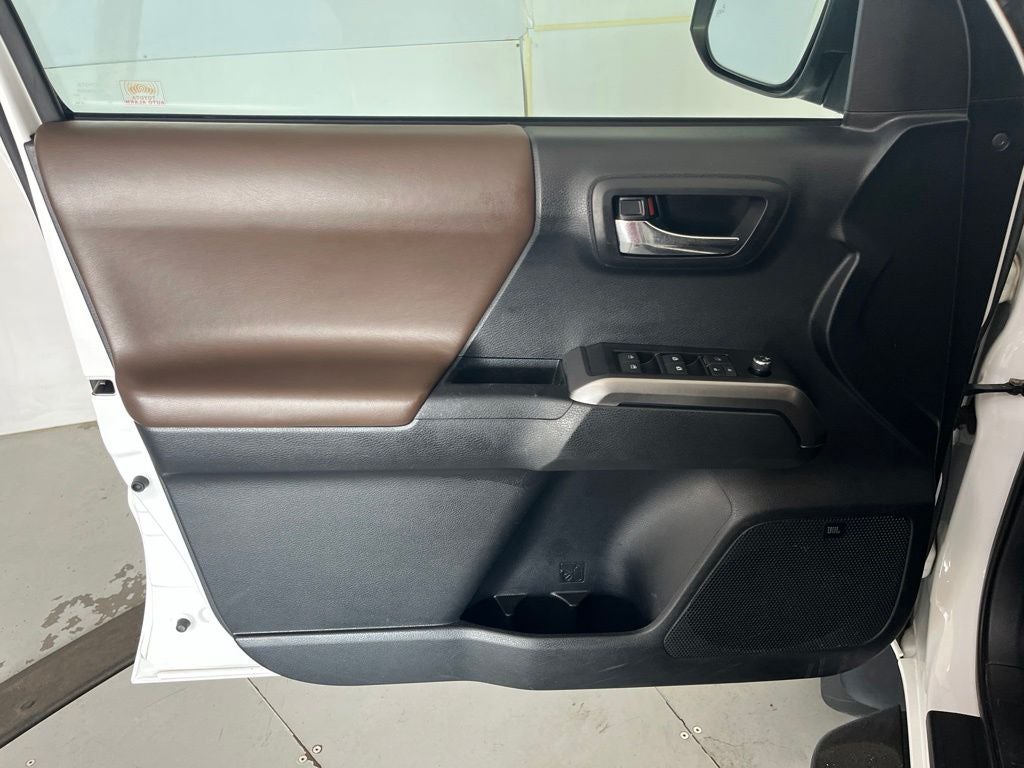 2018 Toyota Tacoma Limited V6