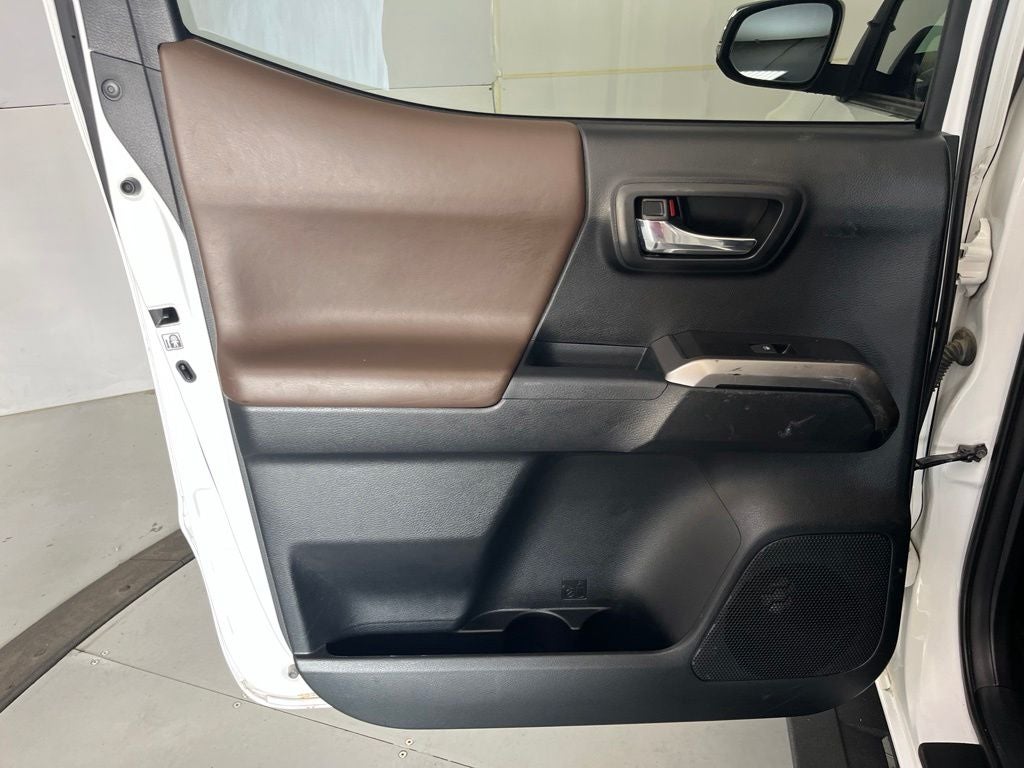 2018 Toyota Tacoma Limited V6