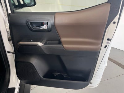 2018 Toyota Tacoma Limited V6