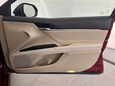 2018 Toyota Camry Hybrid LE