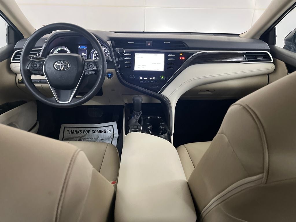 2018 Toyota Camry Hybrid LE