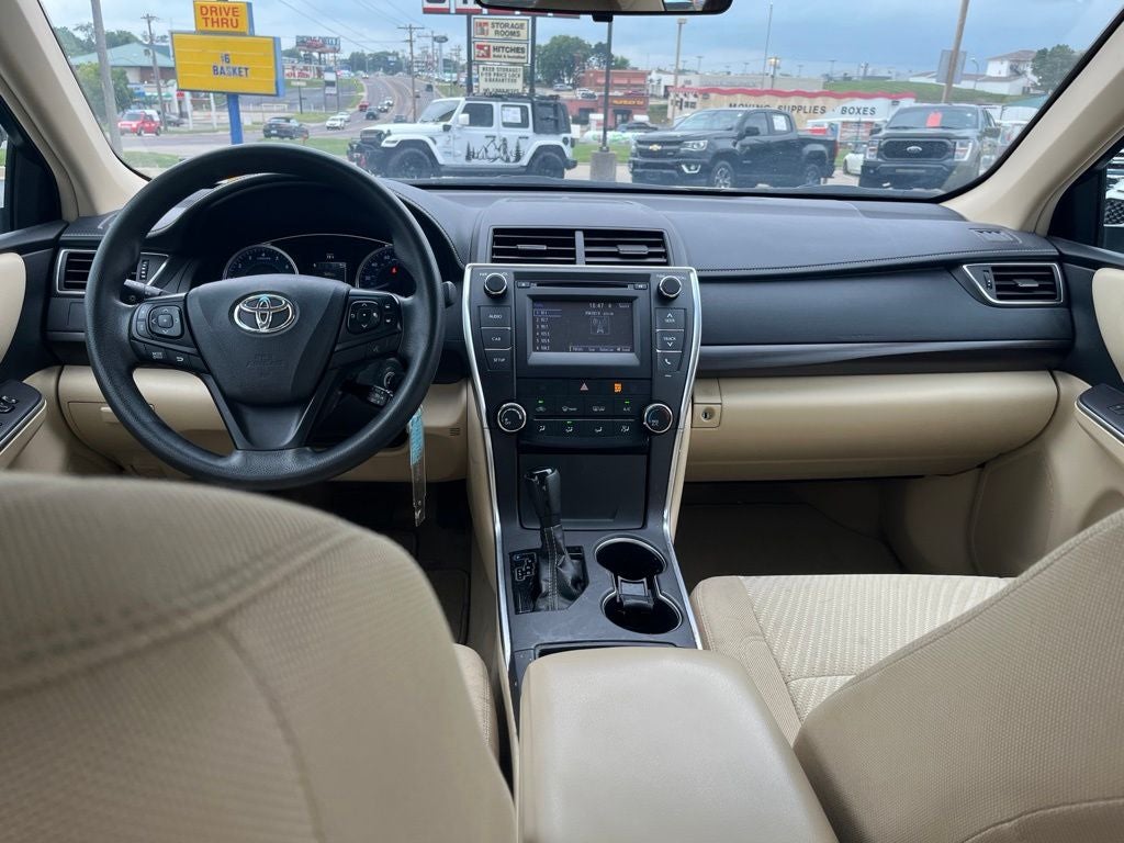 2017 Toyota Camry LE