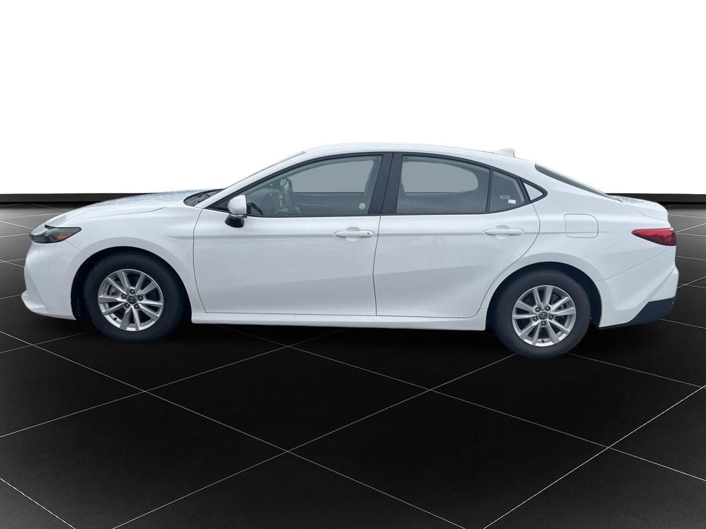 Used 2025 Toyota Camry LE with VIN 4T1DAACK8SU117026 for sale in Kansas City