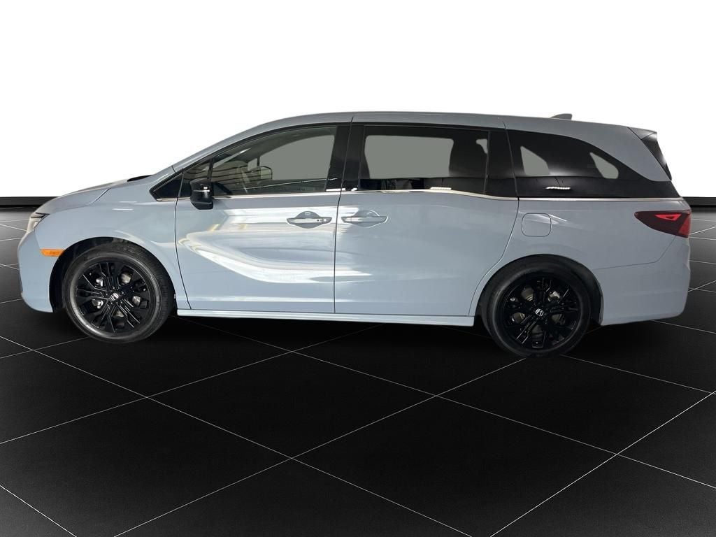 Used 2025 Honda Odyssey Sport L with VIN 5FNRL6H7XSB053683 for sale in Kansas City
