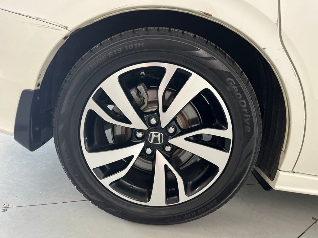 2019 Honda Odyssey Elite