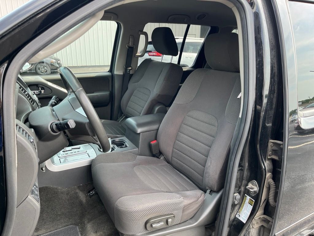 2012 Nissan Pathfinder SV