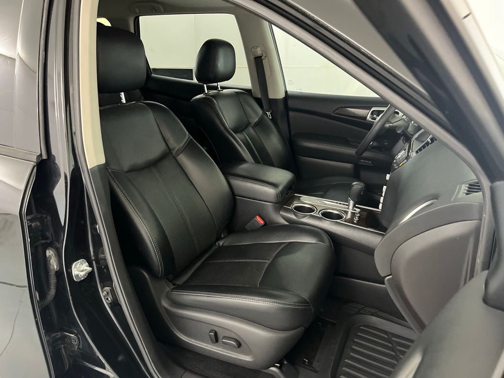 2015 Nissan Pathfinder Platinum