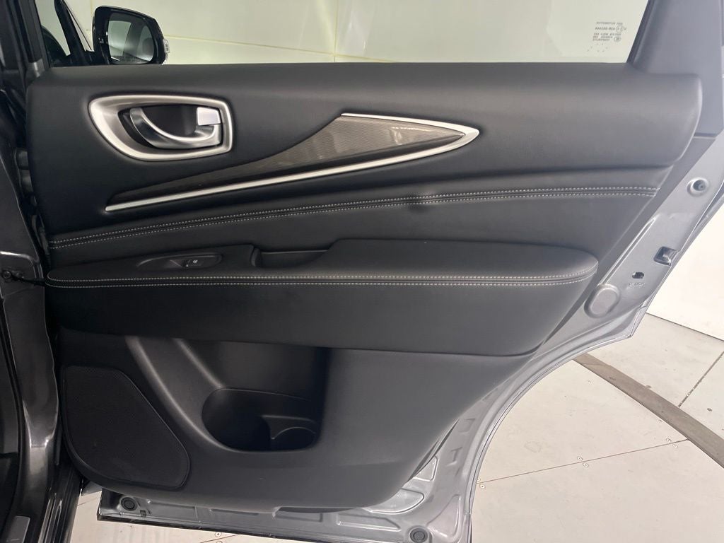 2017 INFINITI QX60 Base