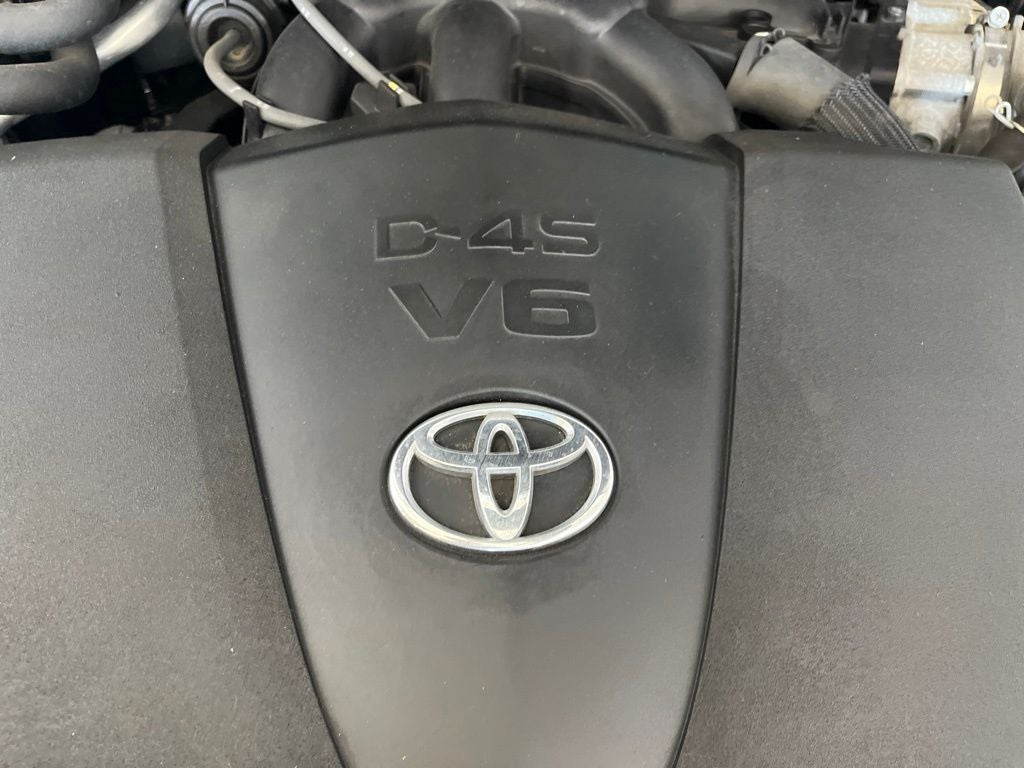 2020 Toyota Highlander LE