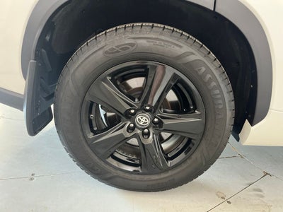 2020 Toyota Highlander LE