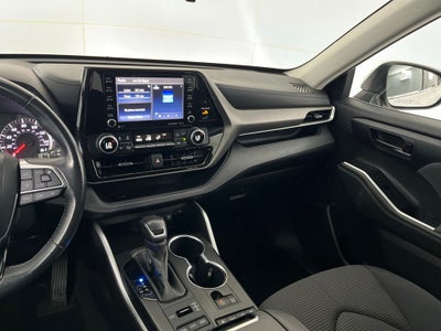 2020 Toyota Highlander LE