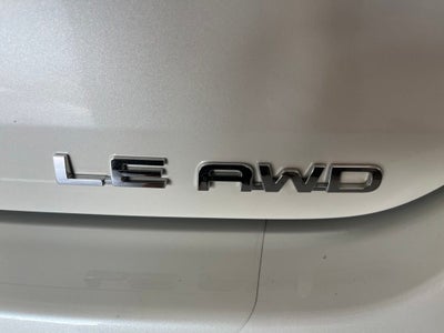 2020 Toyota Highlander LE
