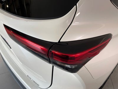 2020 Toyota Highlander LE